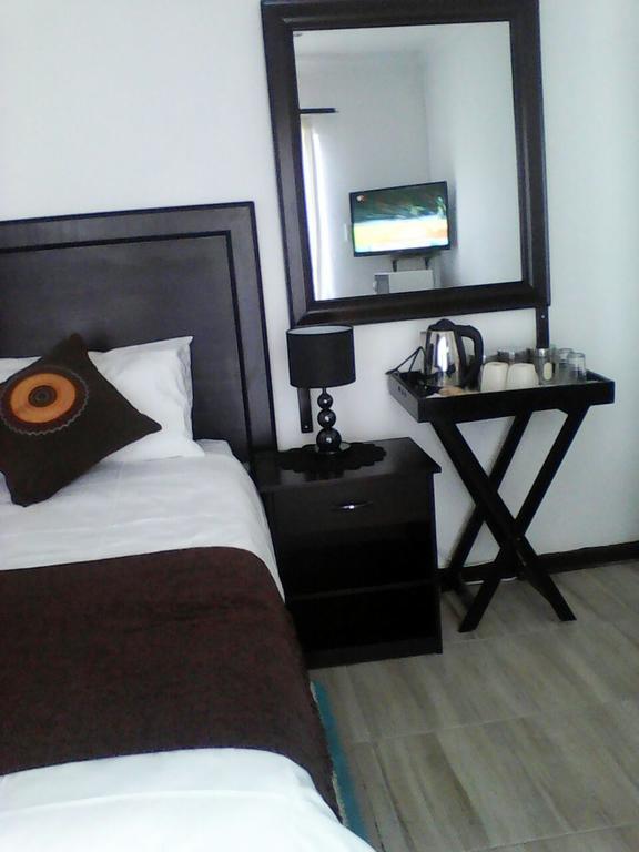 Aliwal Villa Guest Lodge Esterno foto